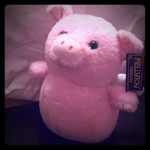 Stuffed pig with wings